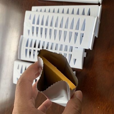 Κίτρινα Dichlorvos χρώματος 30m3 κανένα δοχείο απορριμάτων λουρίδων παρασίτων χρησιμοποιούν